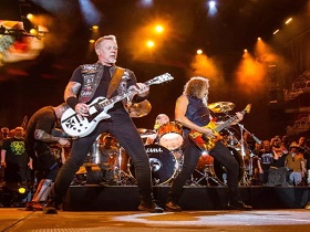 成为全球最强势巡演乐队，Metallica做对了哪三点？